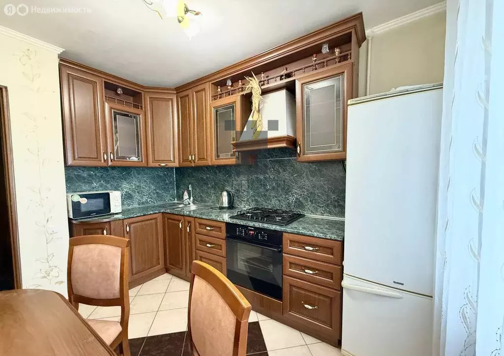 3-комнатная квартира: Мелеуз, улица Ленина, 150 (61.7 м) - Фото 1