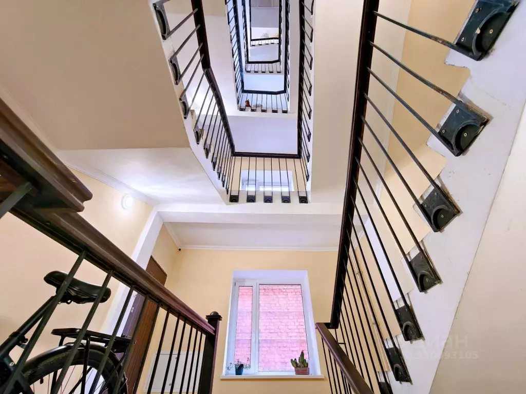 Студия Санкт-Петербург Старо-Петергофский просп., 28 (27.7 м) - Фото 2