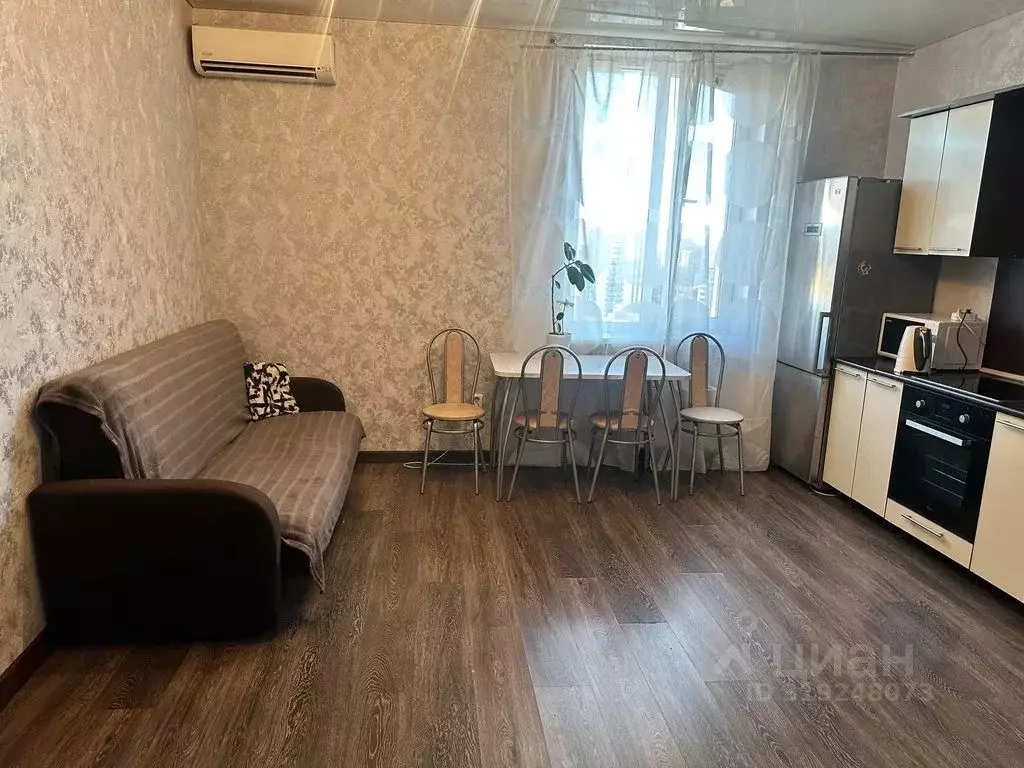 1-к кв. Татарстан, Казань Чистопольская ул., 76 (50.0 м) - Фото 1