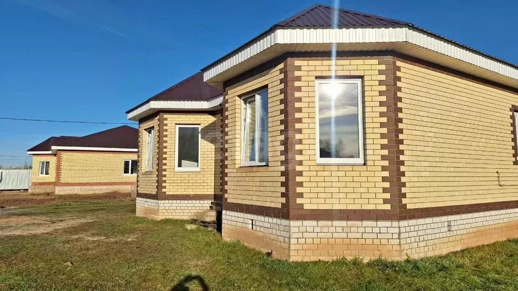 Дом в Ярославская область, Некрасовское рп  (160 м) - Фото 1