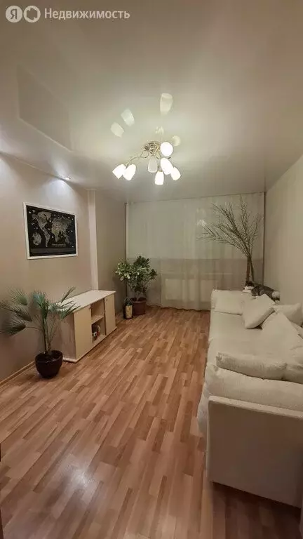 3-комнатная квартира: Среднеуральск, Лесная улица, 7 (69.8 м) - Фото 1