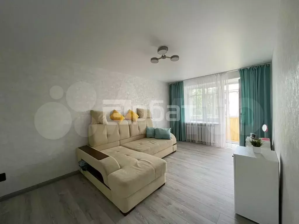 1-к. квартира, 30,4 м, 5/5 эт. - Фото 0