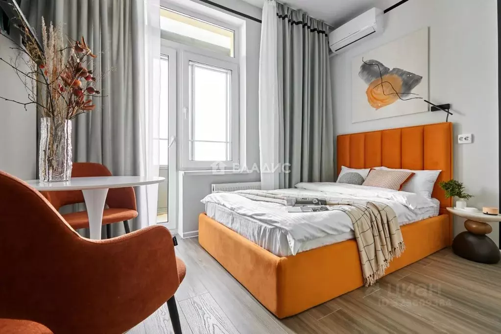 Студия Санкт-Петербург Октябрьская наб., 40 (17.7 м) - Фото 1