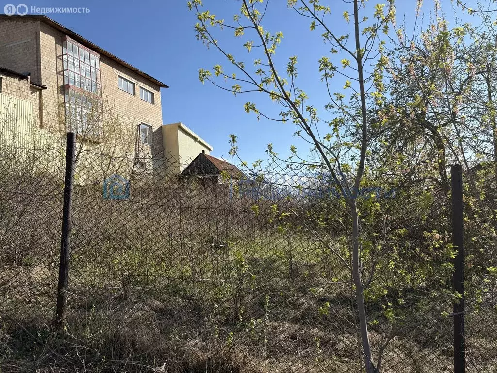 Участок в Белорецк, Набережная улица (679 м) - Фото 1