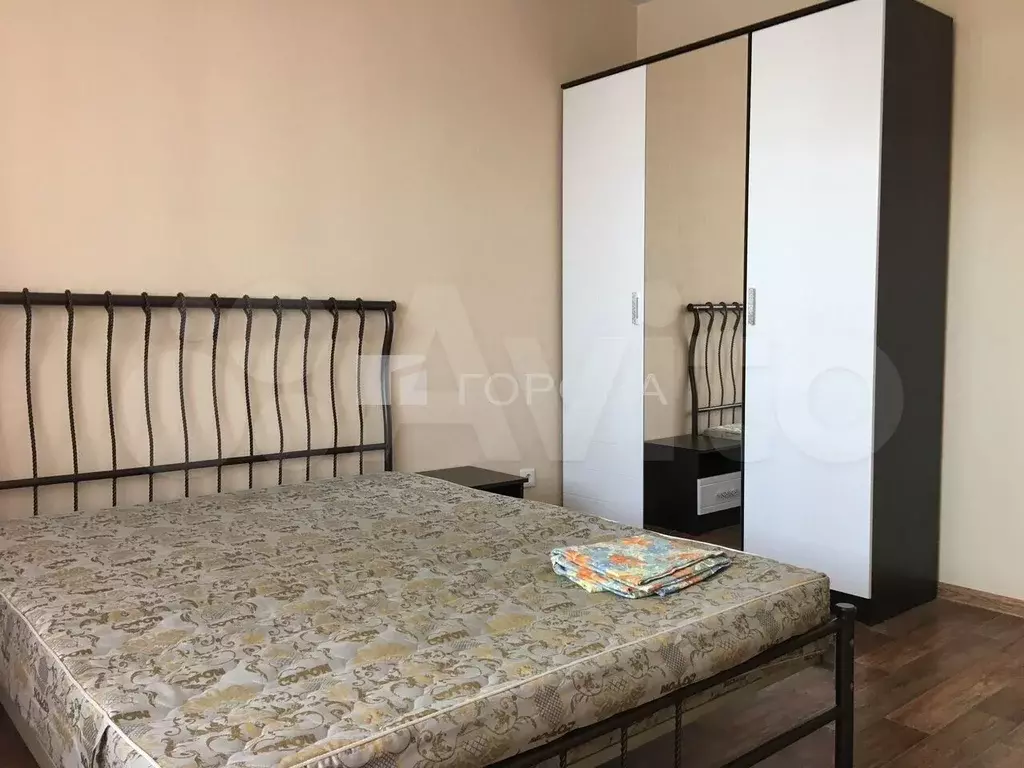 2-к. квартира, 60 м, 3/17 эт. - Фото 1
