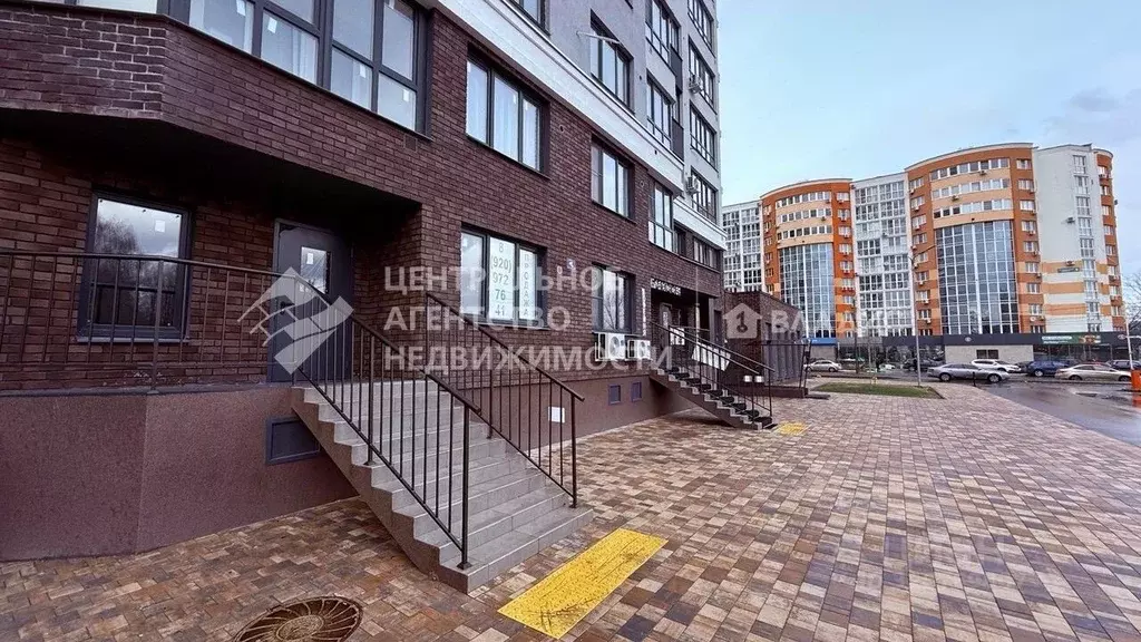 Помещение свободного назначения в Рязанская область, Рязань Славянский ... - Фото 1