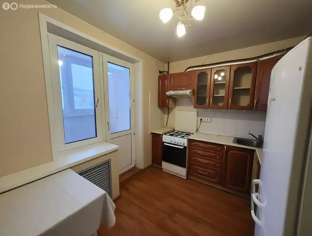 1-комнатная квартира: Киров, микрорайон Радужный, улица Мира, 4А (37.7 ... - Фото 1