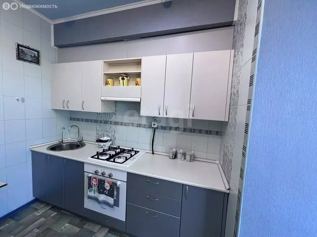 2-комнатная квартира: село Лесниково, микрорайон КГСХА, 4 (53.6 м) - Фото 1