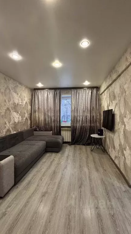 1-к кв. Иркутская область, Ангарск 85-й кв-л, 22 (30.6 м) - Фото 0