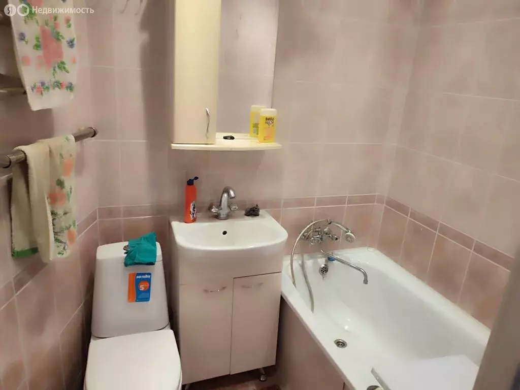 1-комнатная квартира: посёлок городского типа Панковка, Октябрьская ... - Фото 1