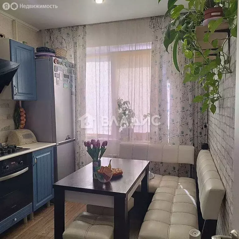 4-комнатная квартира: Белгород, улица Губкина, 20 (74.7 м) - Фото 1