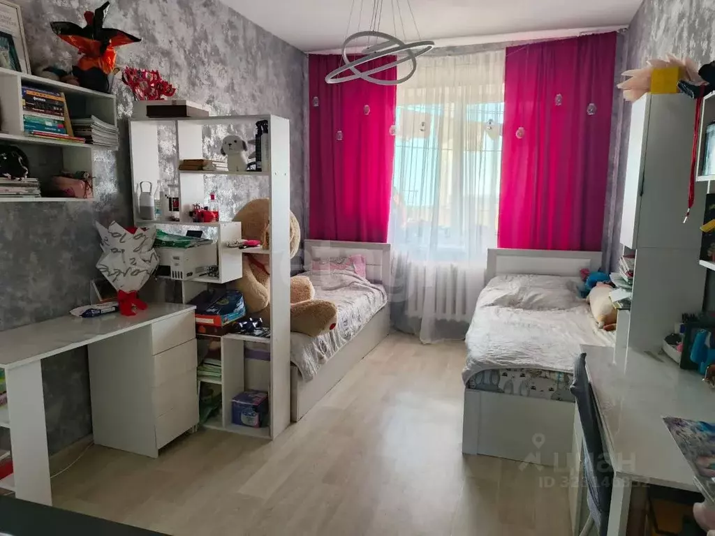 3-к кв. Сахалинская область, Тымовское пгт ул. Первомайская, 20 (72.0 ... - Фото 1