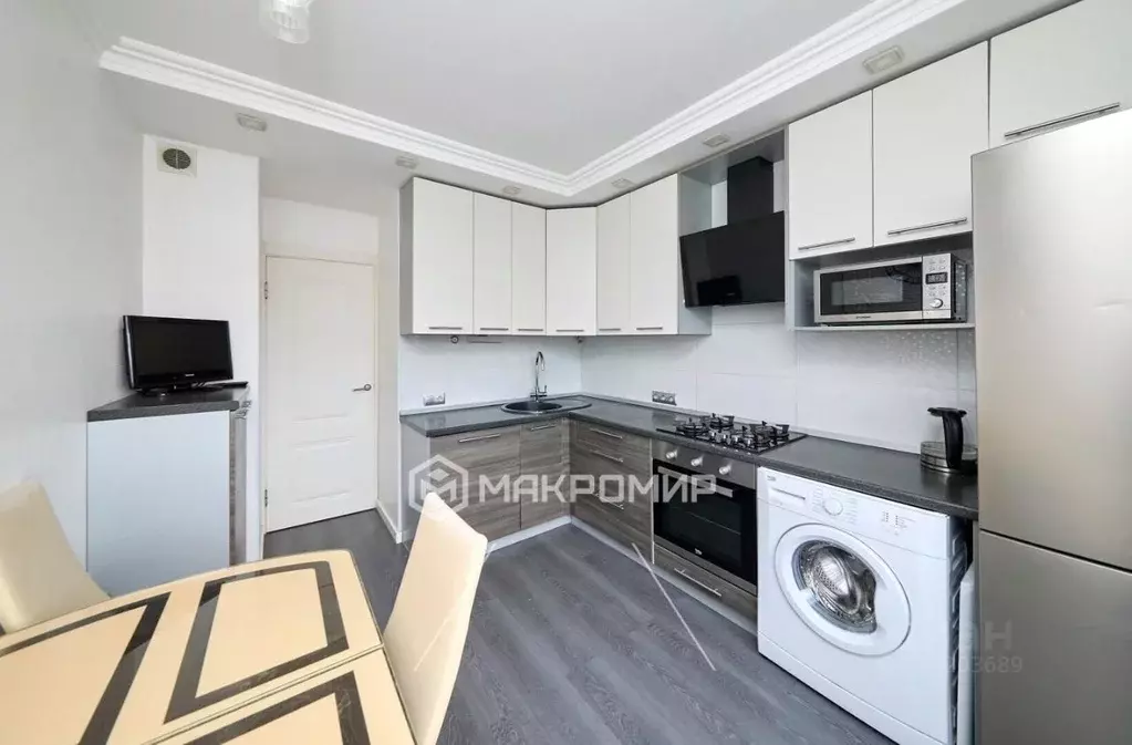 3-к кв. Санкт-Петербург ул. Маршала Захарова, 17К1 (63.3 м) - Фото 1