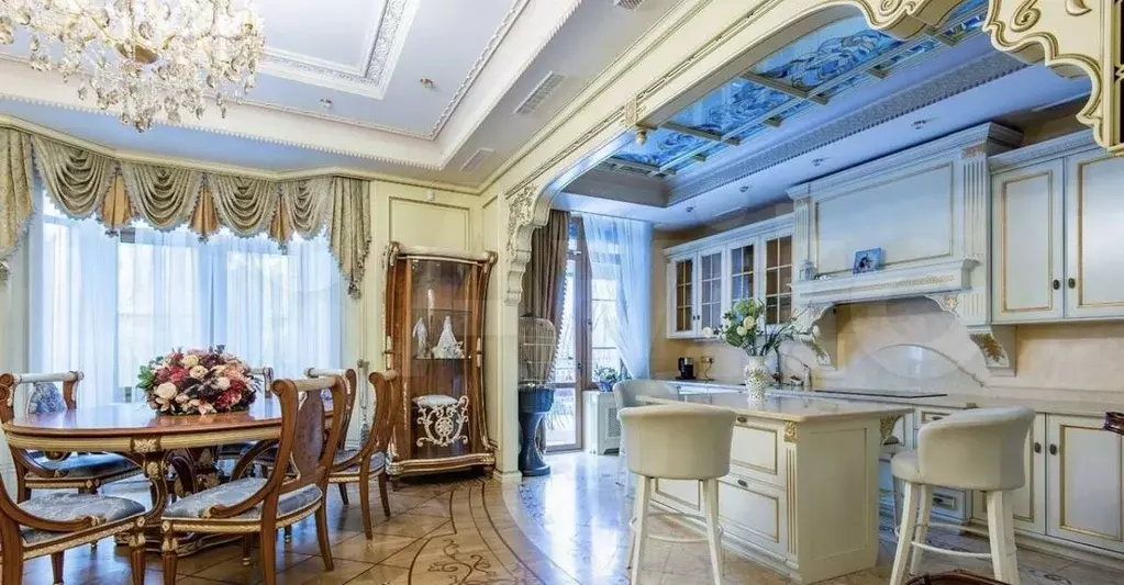 6-к. квартира, 325 м, 1/3 эт. - Фото 0