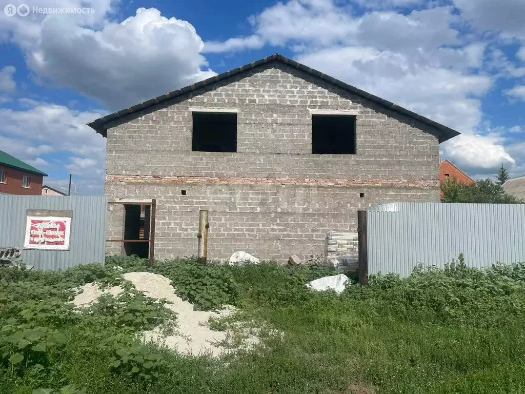 Дом в Оренбург, микрорайон Кушкуль, Цветочная улица (256 м) - Фото 2