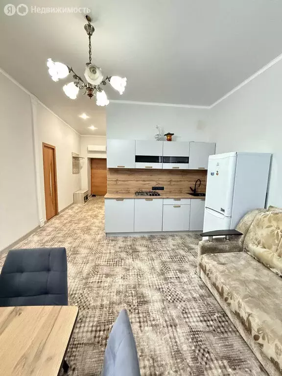 1-комнатная квартира: Астрахань, Адмиралтейская улица, 23/14 (39 м) - Фото 2