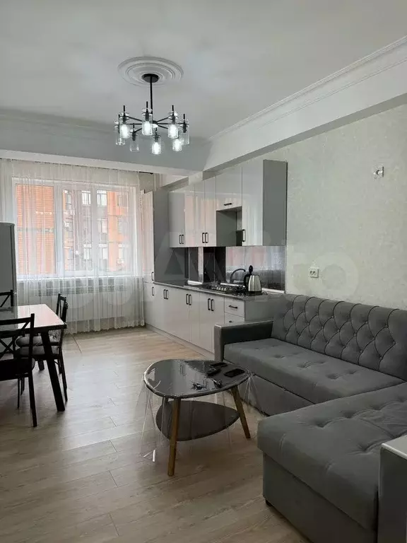 2-к. квартира, 62 м, 9/13 эт. - Фото 1