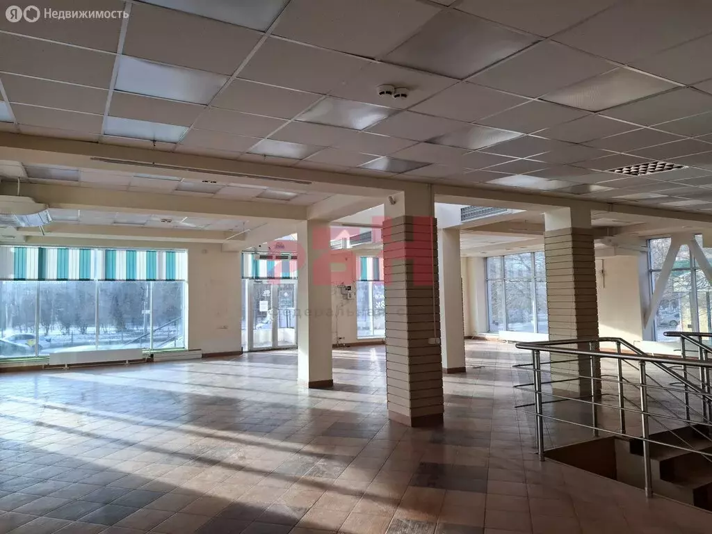 Помещение свободного назначения (200 м) - Фото 1