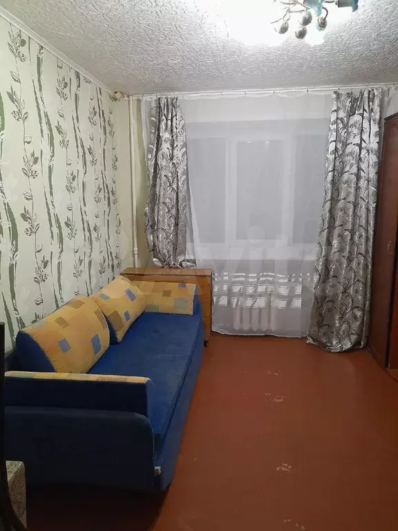 Комната 13,5 м в 8-к., 2/5 эт. - Фото 0