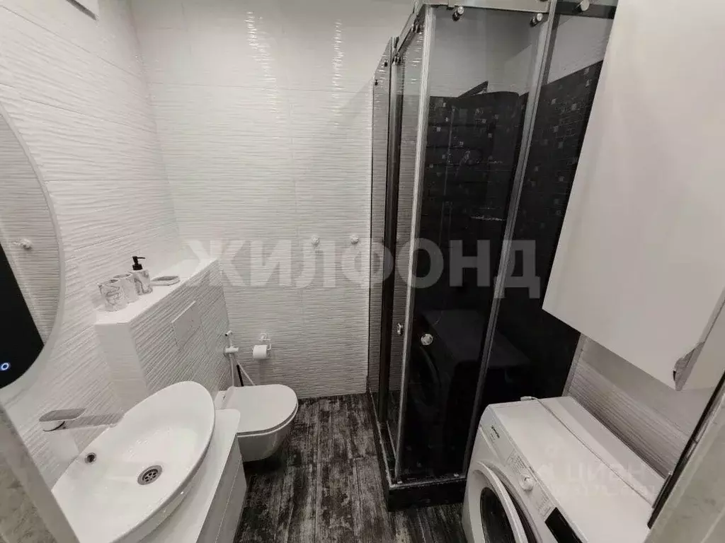 1-к кв. Новосибирская область, Новосибирск ул. Ясный Берег, 13 (42.0 ... - Фото 1