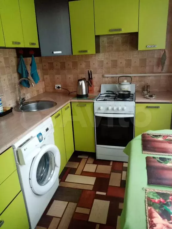 2-к. квартира, 45 м, 1/5 эт. - Фото 0