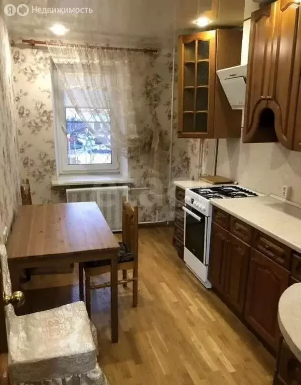 3-комнатная квартира: Тверь, улица Луначарского, 1 (64.8 м) - Фото 1