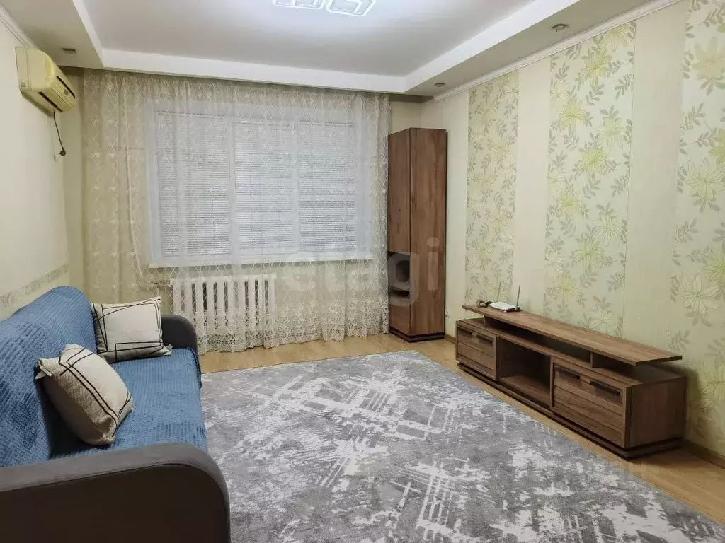 3-к кв. Оренбургская область, Оренбург просп. Гагарина, 25/4 (61.9 м) - Фото 1