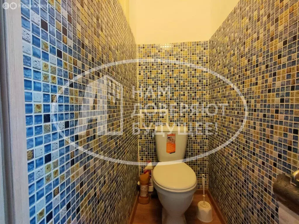 2-комнатная квартира: Кунгур, улица Ситникова, 80 (69 м) - Фото 1