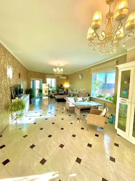 Дом в Белгородская область, Белгородский район, Дубовское с/пос, пос. ... - Фото 1