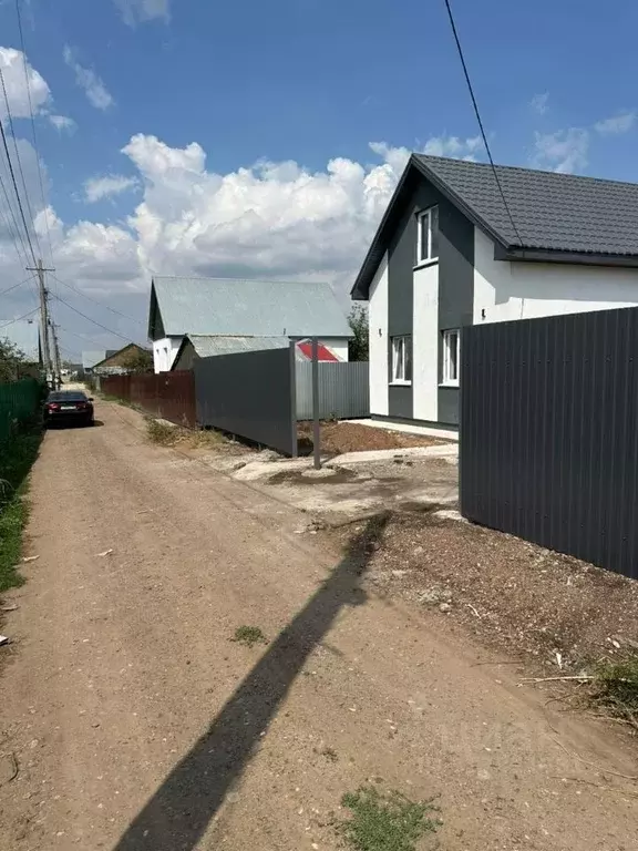 Дом в Оренбургская область, Оренбургский район, Южноуральский ... - Фото 1