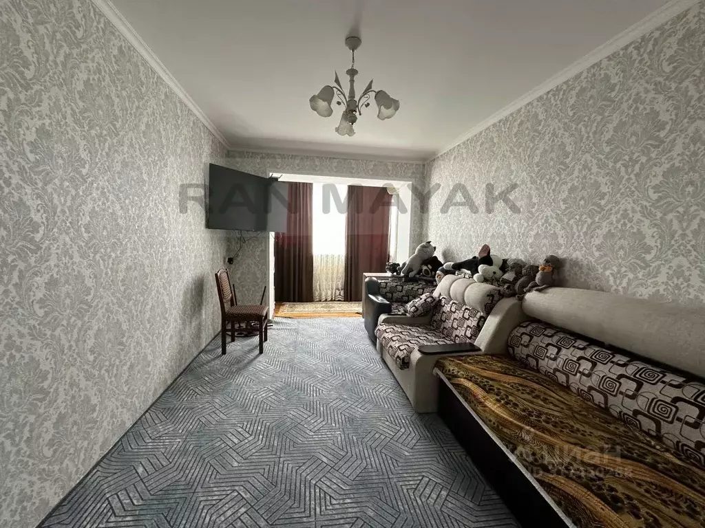 3-к кв. Адыгея, Майкоп ул. Димитрова, 2 (65.3 м) - Фото 0