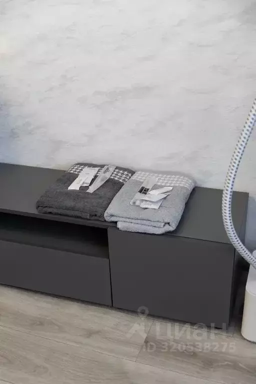 2-к кв. Волгоградская область, Волжский 39-й кв-л, ул. Сталинградская, ... - Фото 1