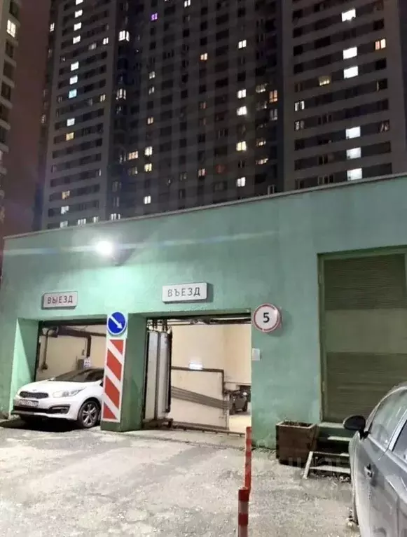 Гараж в Москва Авиационная ул., 63 (14 м) - Фото 1