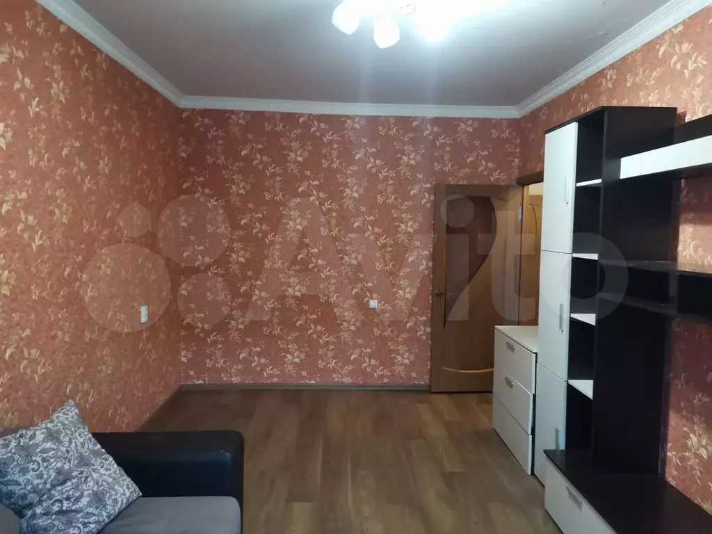 1-к. квартира, 46 м, 2/10 эт. - Фото 1