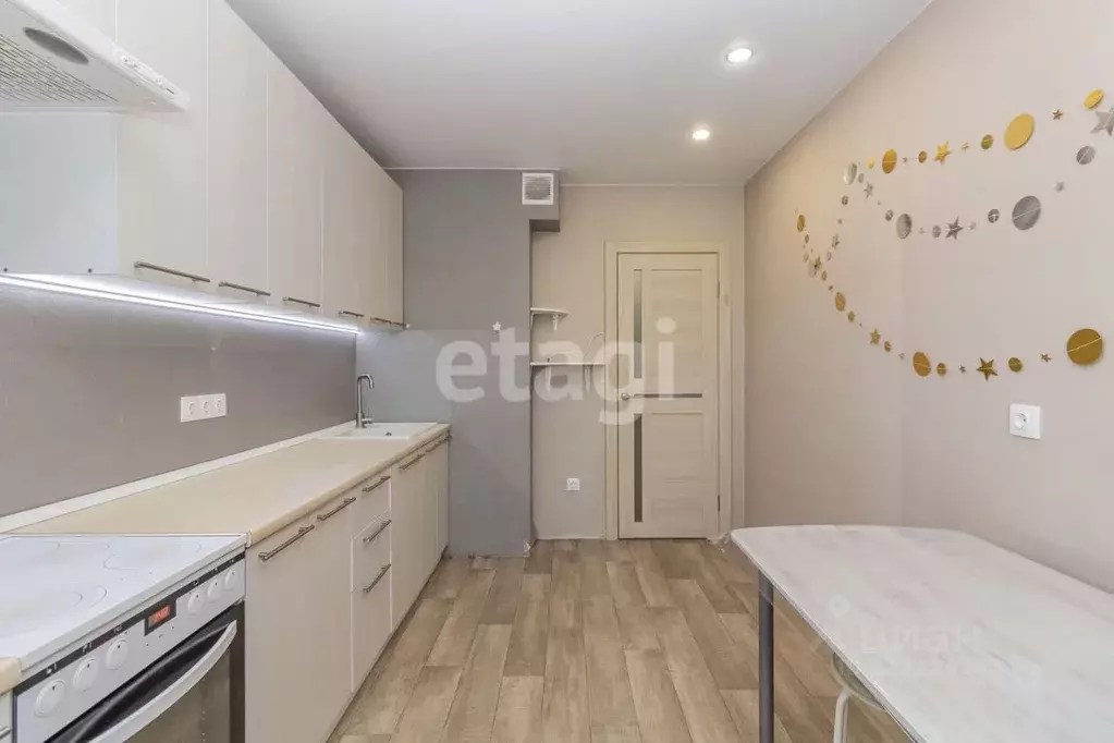 3-к кв. Тюменская область, Тюменский муниципальный округ, Боровский рп ... - Фото 1