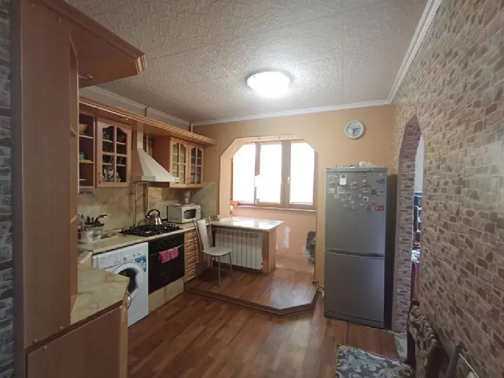 Продается 3-комнатная квартира - Фото 2