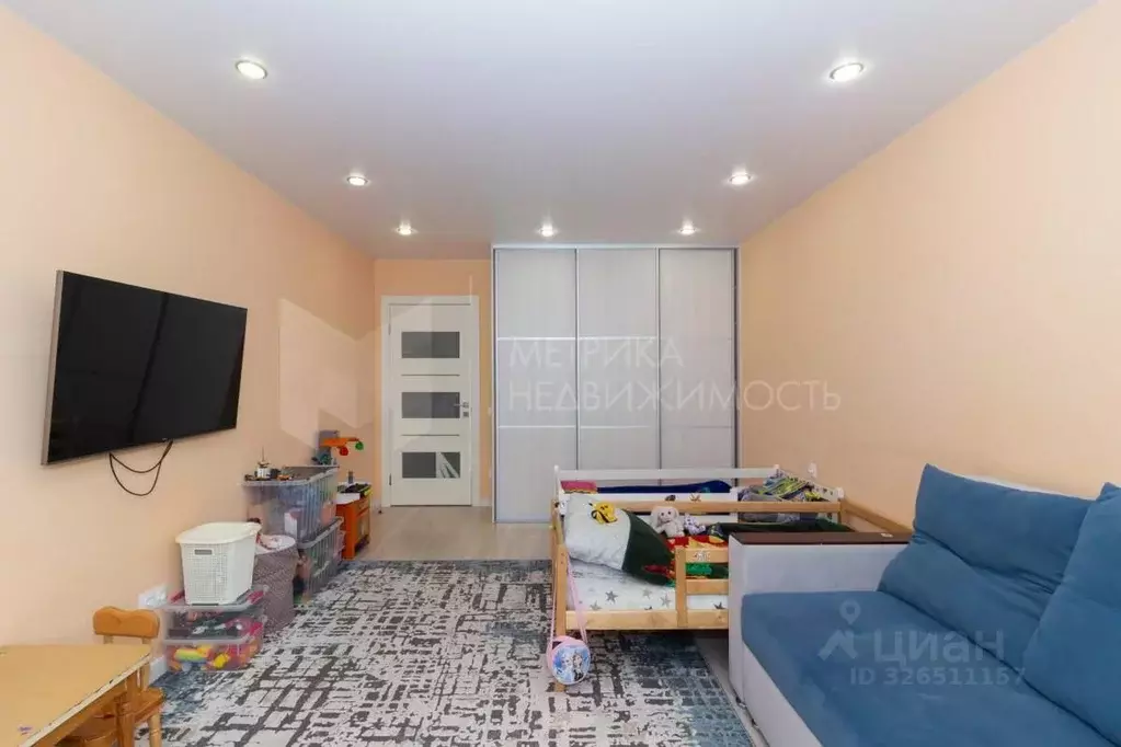 2-к кв. Тюменская область, Тюмень ул. Федюнинского, 62к1 (67.7 м) - Фото 1