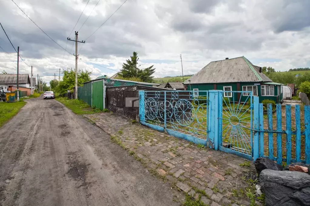 Дом в Кемеровская область, Киселевск Иркутская ул., 28 (42 м) - Фото 0