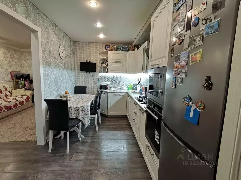 2-к кв. Саратовская область, Саратов Весенняя ул., 2а (58.3 м) - Фото 2