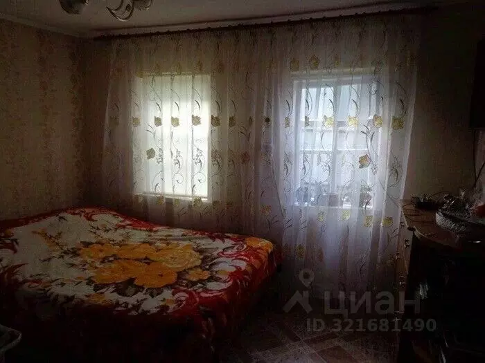 Дом в Краснодарский край, Северский район, Ильское городское ... - Фото 0