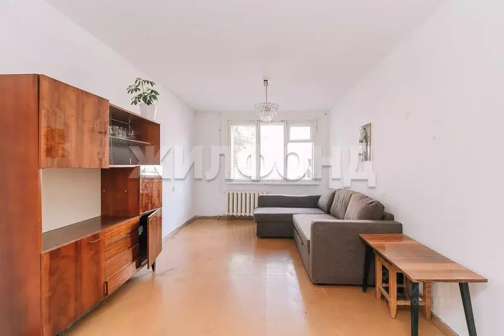 3-к кв. Новосибирская область, Новосибирск Степная ул., 63 (56.4 м) - Фото 0