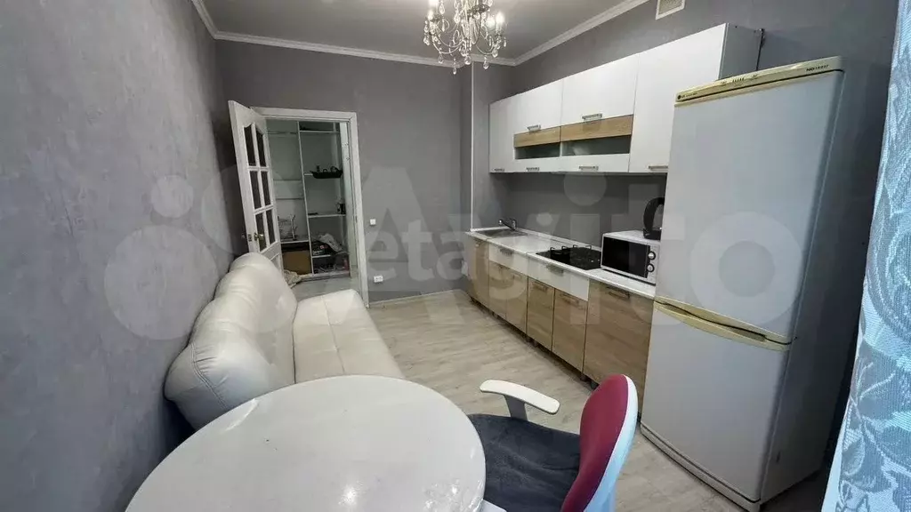 1-к. квартира, 40 м, 2/5 эт. - Фото 1