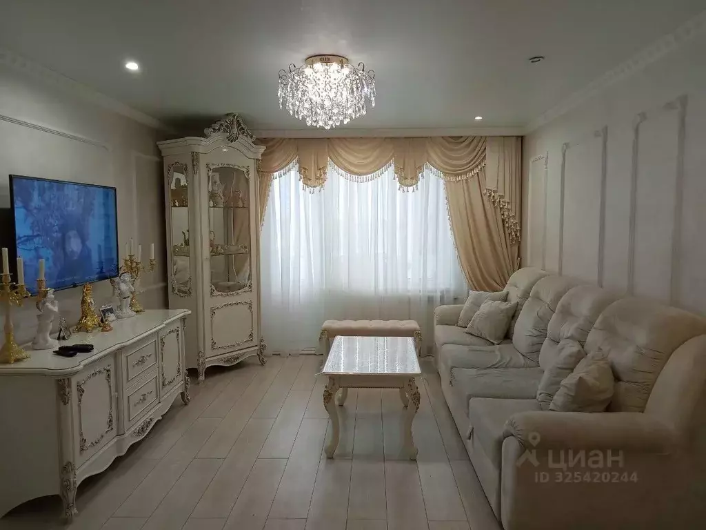 4-к кв. Омская область, Кормиловский район, с. Сыропятское Береговая ... - Фото 1