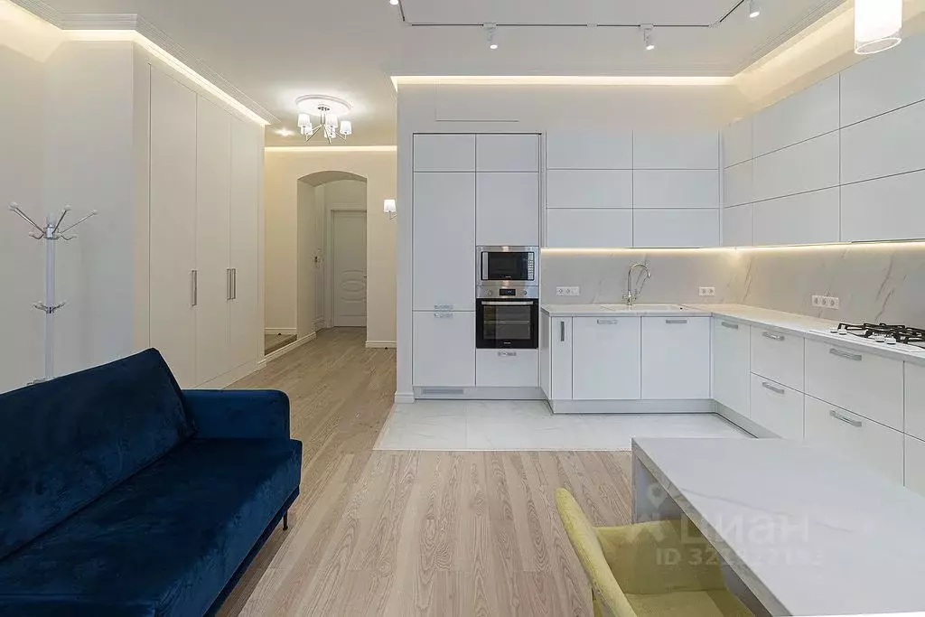 3-к кв. Санкт-Петербург Суворовский просп., 44 (75.0 м) - Фото 1