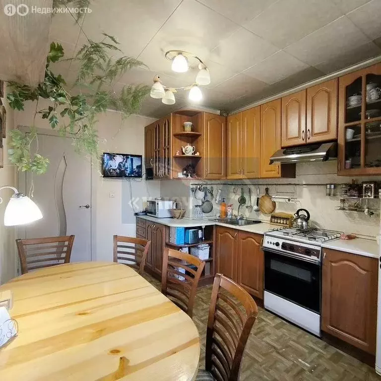 3-комнатная квартира: посёлок Молодёжный, 18 (93.9 м) - Фото 2