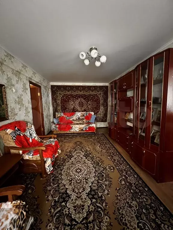 3-к. квартира, 55 м, 5/5 эт. - Фото 1