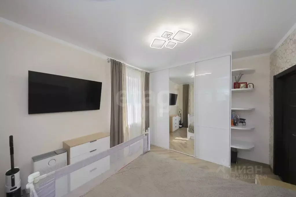 2-к кв. Тюменская область, Тюмень ул. Бориса Житкова, 5к1 (58.4 м) - Фото 0