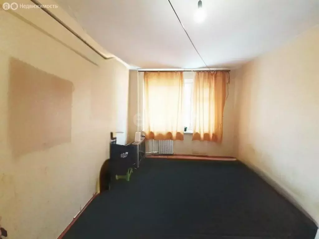 3-комнатная квартира: Петропавловск-Камчатский, проспект Карла Маркса, ... - Фото 2