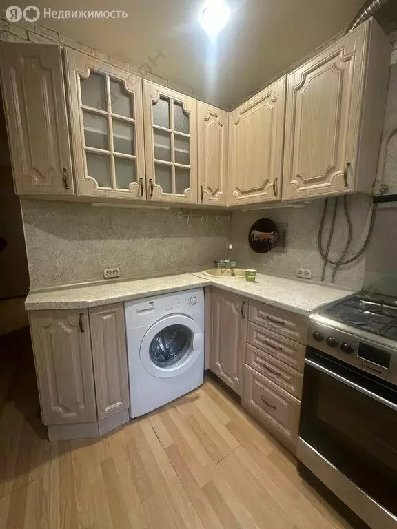 3-комнатная квартира: Краснодар, Ставропольская улица, 45/4 (55.9 м) - Фото 0