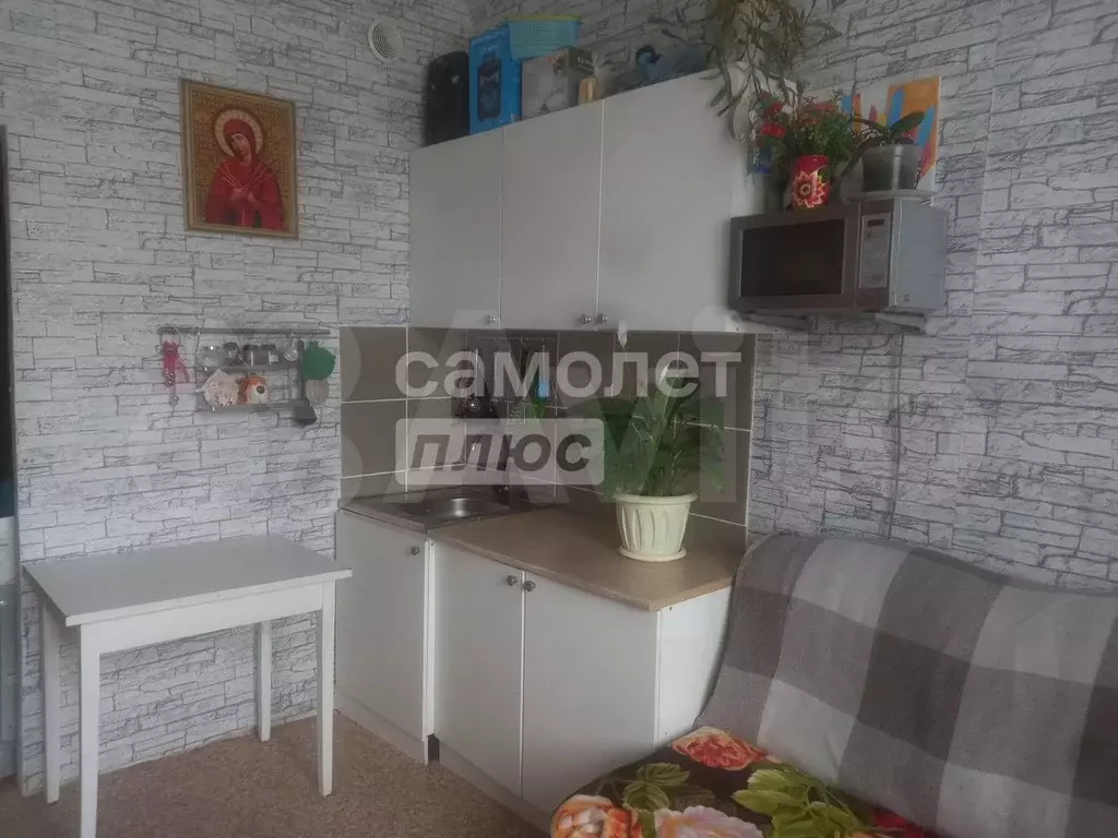 Квартира-студия, 18,2 м, 1/3 эт. - Фото 0